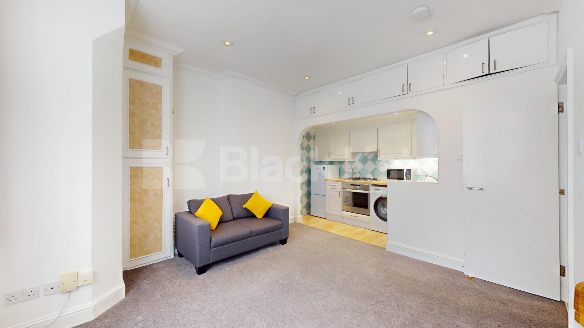 Spacious one bedroom set in period conversion mins to Heath and Tube!  Howitt Road, Belsize Park